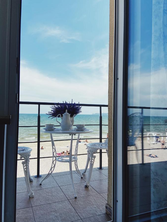 Hotel TsvetOk Odessa Buitenkant foto