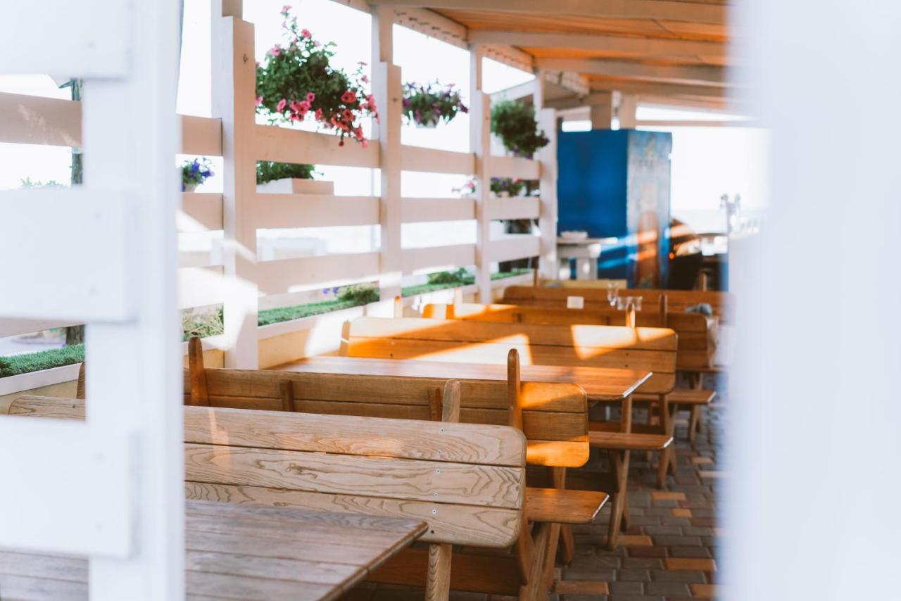 Hotel TsvetOk Odessa Buitenkant foto