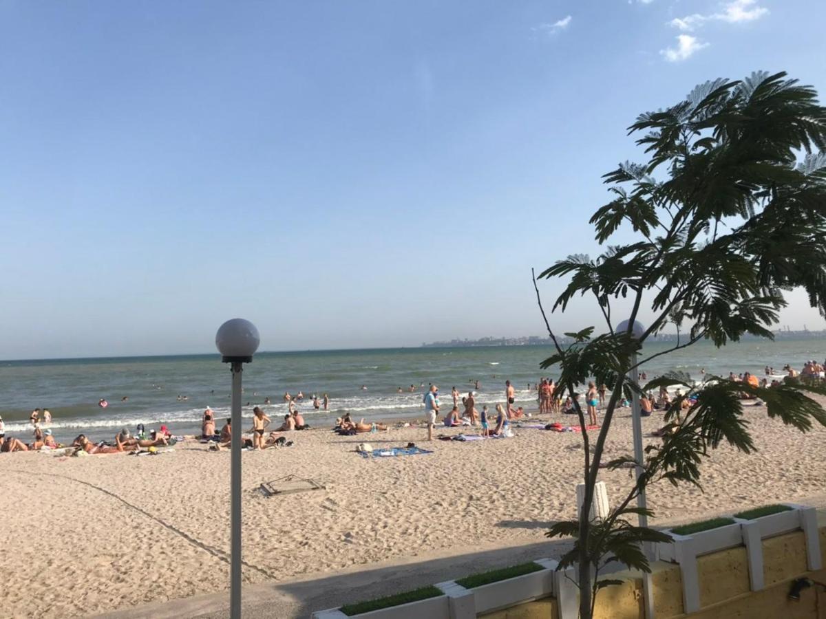Hotel TsvetOk Odessa Buitenkant foto