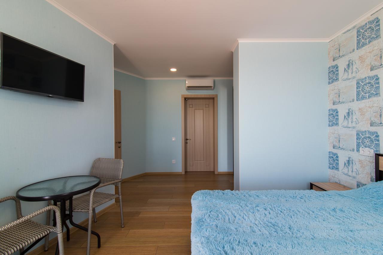 Hotel TsvetOk Odessa Buitenkant foto