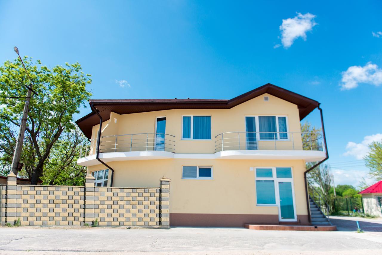 Hotel TsvetOk Odessa Buitenkant foto